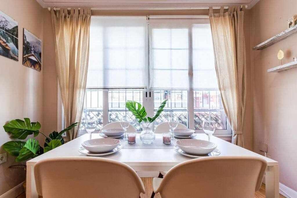 3 Apartamento En Estadio Sevilla 8 Plazas 3 Hab Y Metro المظهر الخارجي الصورة