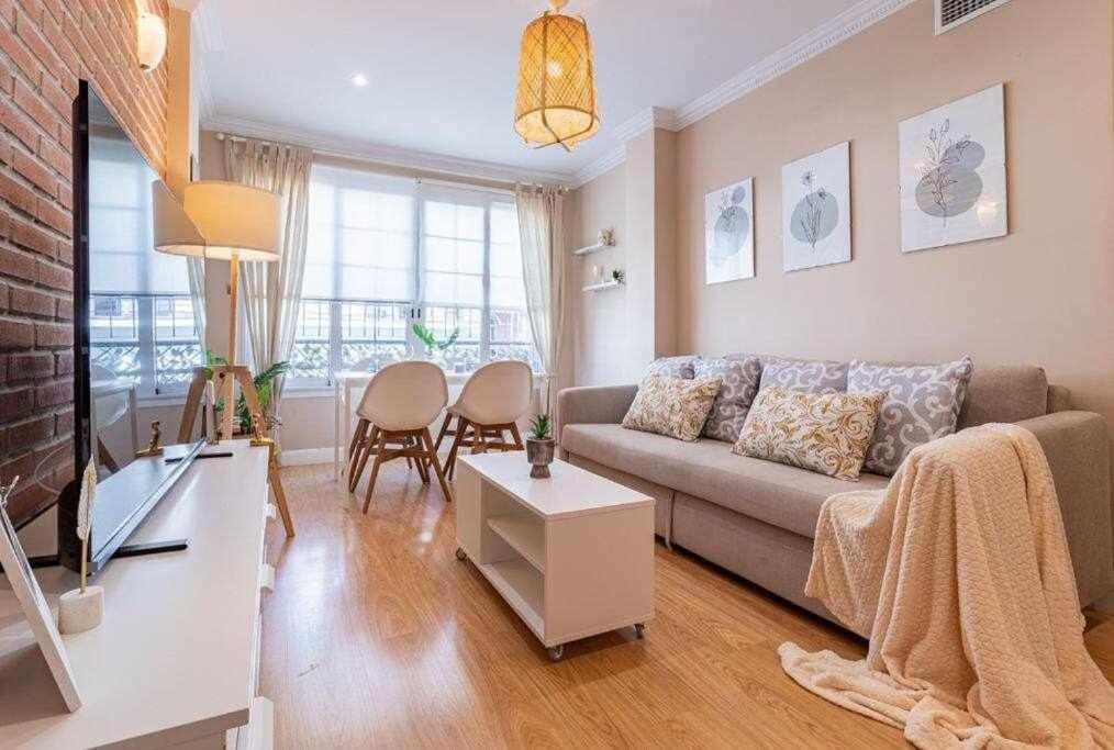 3 Apartamento En Estadio Sevilla 8 Plazas 3 Hab Y Metro المظهر الخارجي الصورة